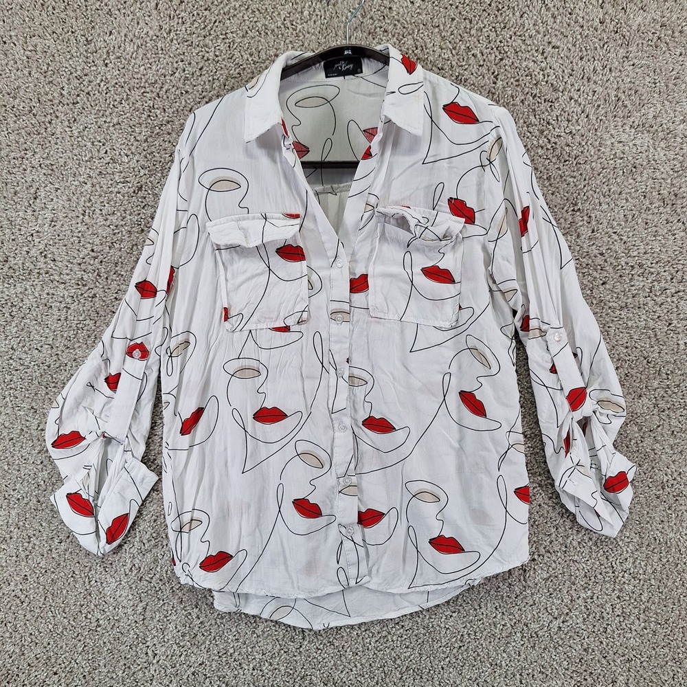Milk & Honey Button Up Shirt Womens Medium White Lips Face Art Print Artsy Chic